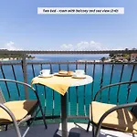 Bed & Breakfast Royal Rina 4*