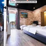 Royal Rina Bed & Breakfast 4*