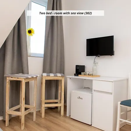 Bed & Breakfast Royal Rina 4*