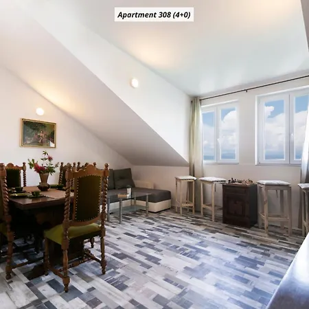 Royal Rina 4* Stomorska