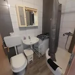 Royal Rina Bed & Breakfast