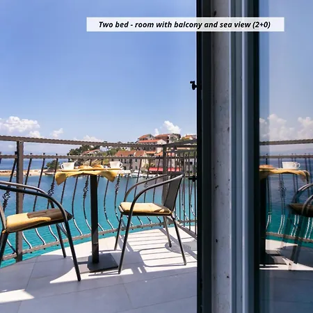 Royal Rina Alojamento de Acomodação e Pequeno-almoço Stomorska